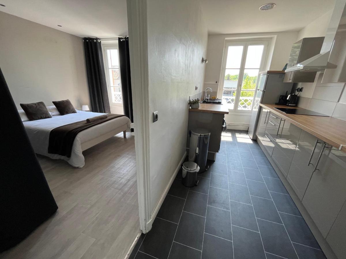 Le Logis Cantilien Lamorlaye-Chantilly エクステリア 写真